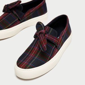 ZARA Sneaker with Bow